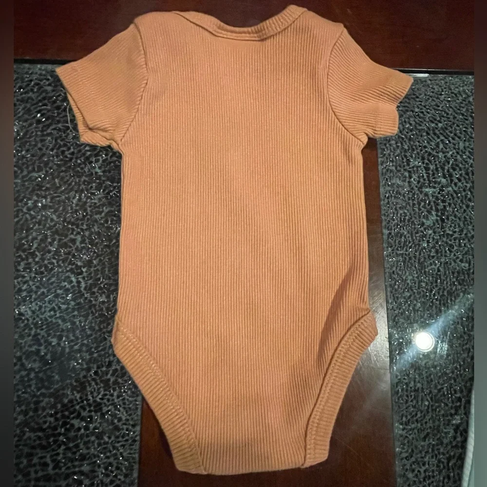 3 Pcs~Nicole Miller New York Snap Bottom Baby 0-3 month
